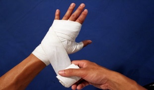Как бинтовать руки в боксе